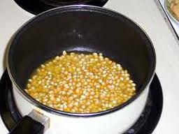 popcorn in pan
